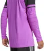 JC6209-9-APPAREL-On-Model-Detail-View-2-white-OXHL-21030.webp